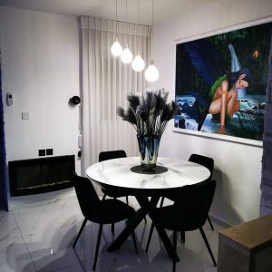 פינת אוכל עגולה עץ דמוי שיש