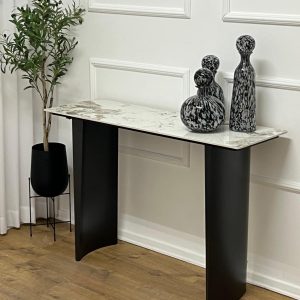 קונסולה דגם "לירוי"