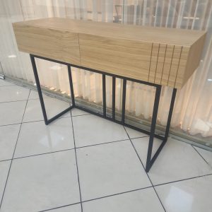 קונסולת עץ אלון דגם הראל