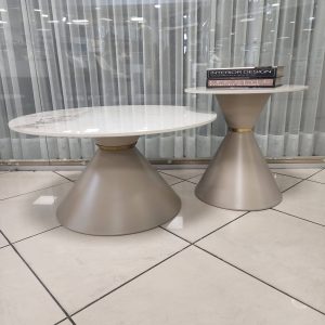 זוג שולחנות דגם שי-לי