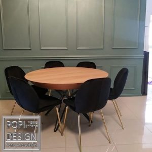 פינת אוכל עץ אלון עגולה