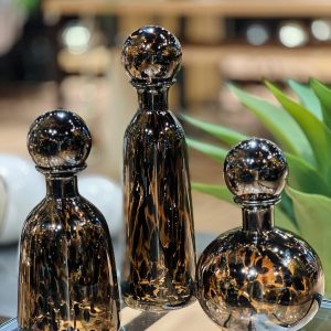 שלישית בקבוקי כדור מנומר שחור שנהב