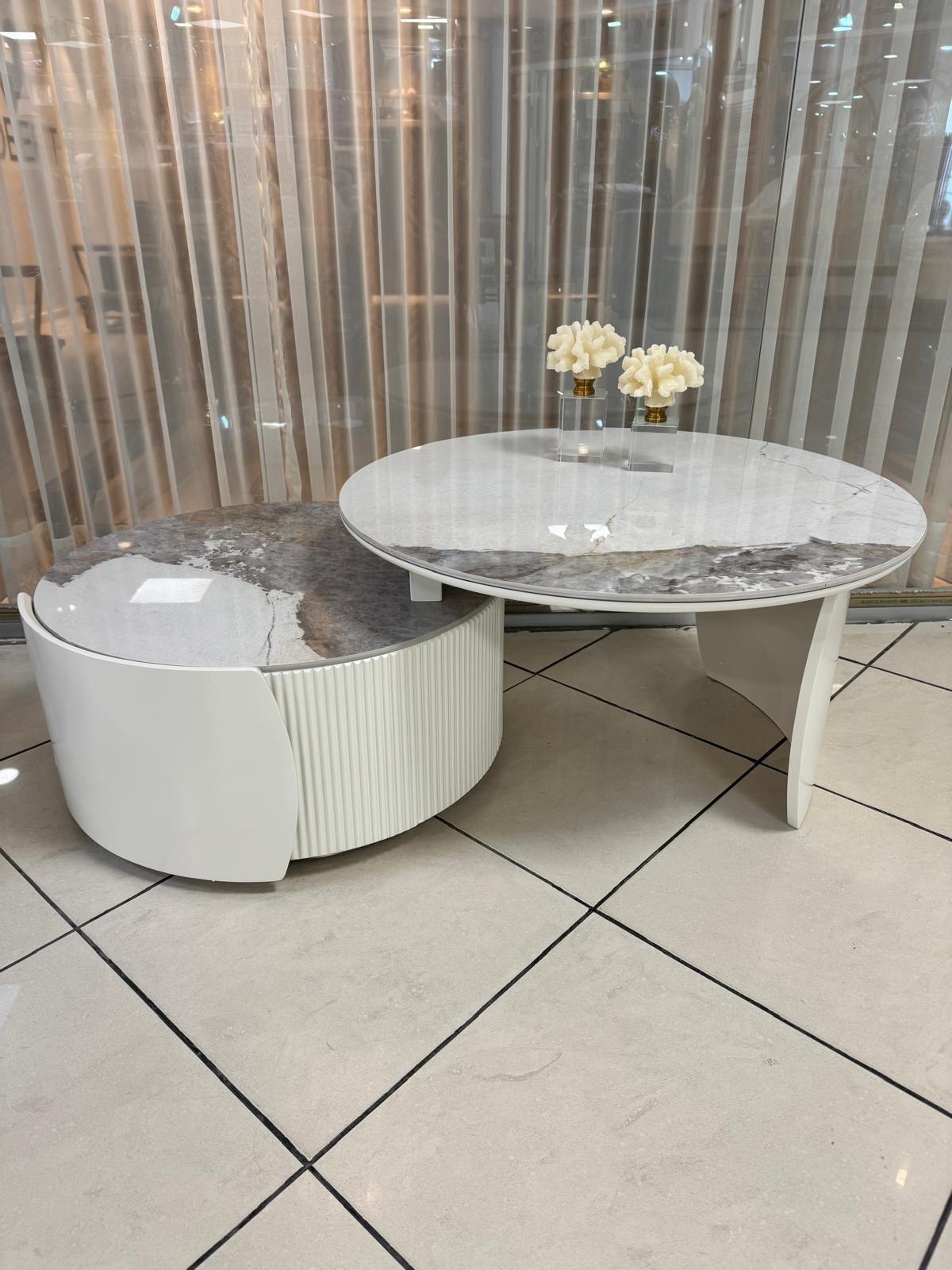 שולחן סלון ריאנה לבן שבור