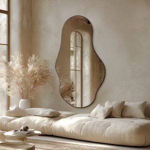 מראה אגם בצבע שחור